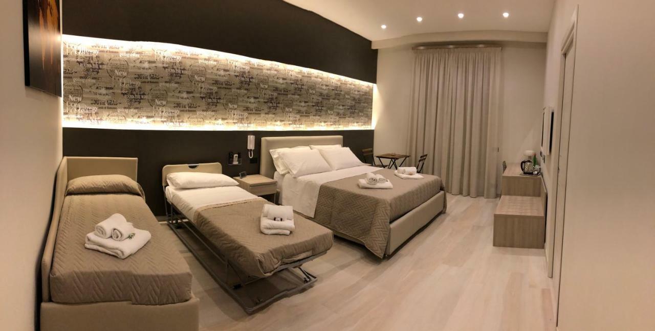 Starita Bed & Pizza Bed and Breakfast Napoli Eksteriør billede
